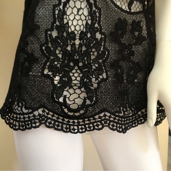Lacey Crochet Top / short sleeves / size Sm - Picture 11 of 14